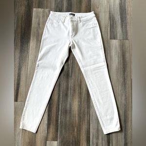 DL1961 EMMA LOW RISE